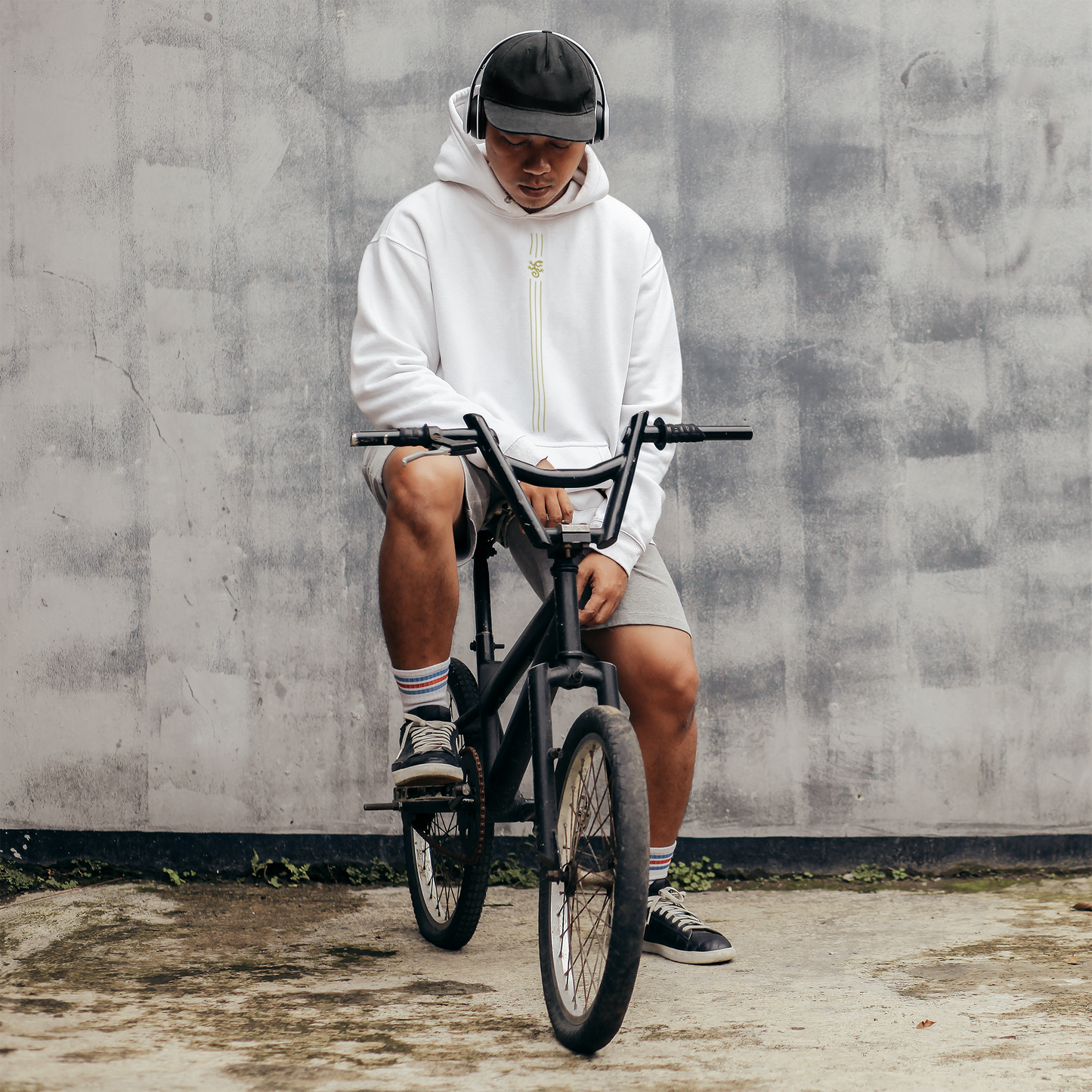 Breathable & Lightweight:  Hoodie for Active Days